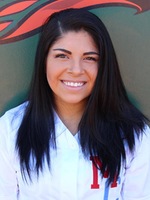 R. Hernandez photo thumbnail