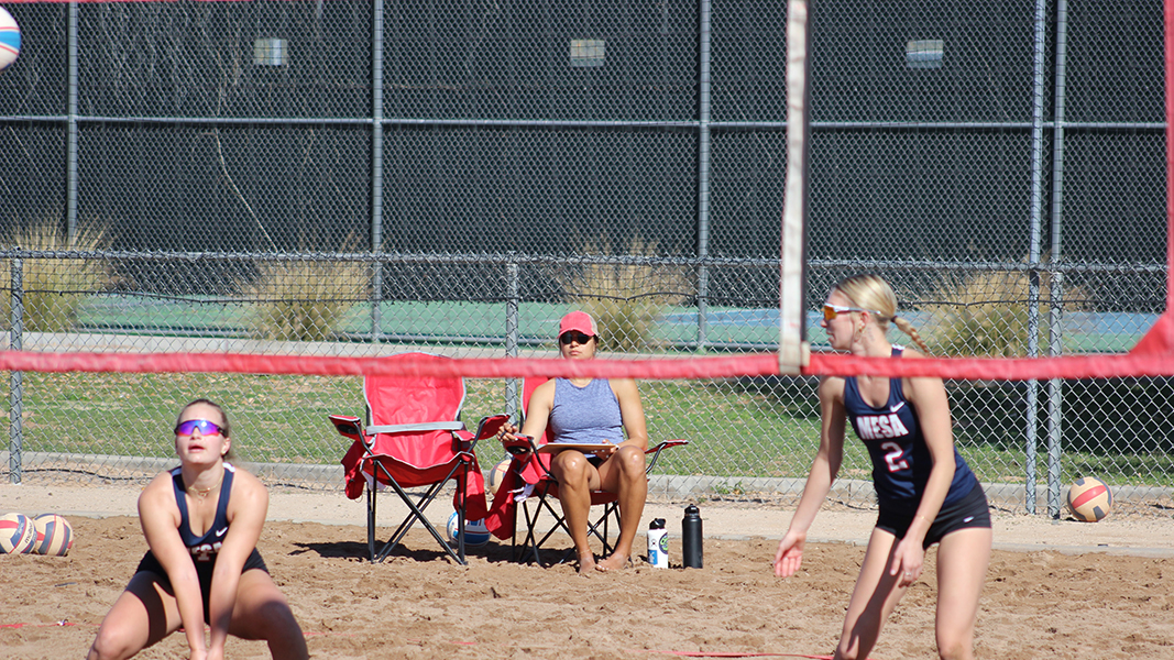Platt-Hansen duo helps lead beach Volleyball to win over South Mountain