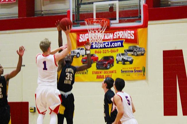 Men's Basketball Win Back and Forth Battle With Central Arizona, 70-67