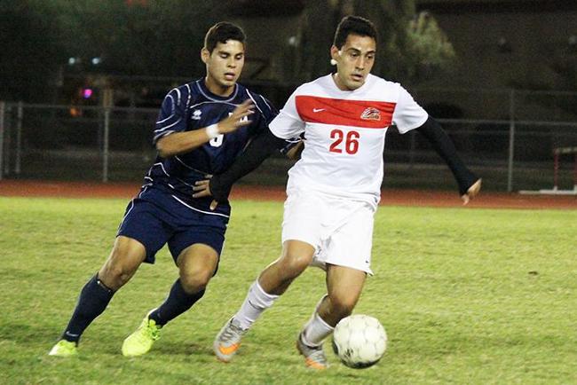 Men's soccer fall 4-0 to Pima