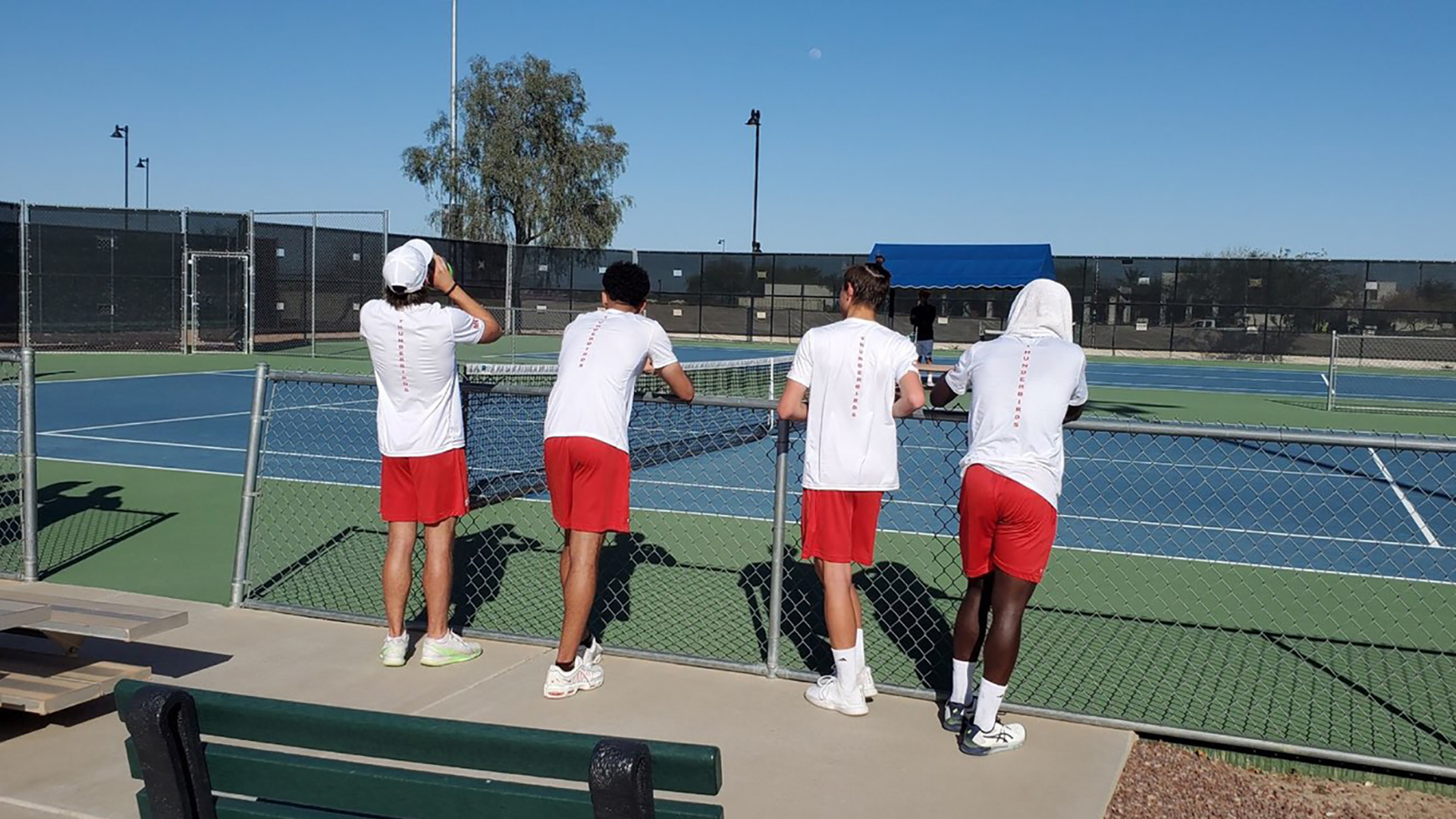 Men's and women's tennis fall to four-year Ottawa