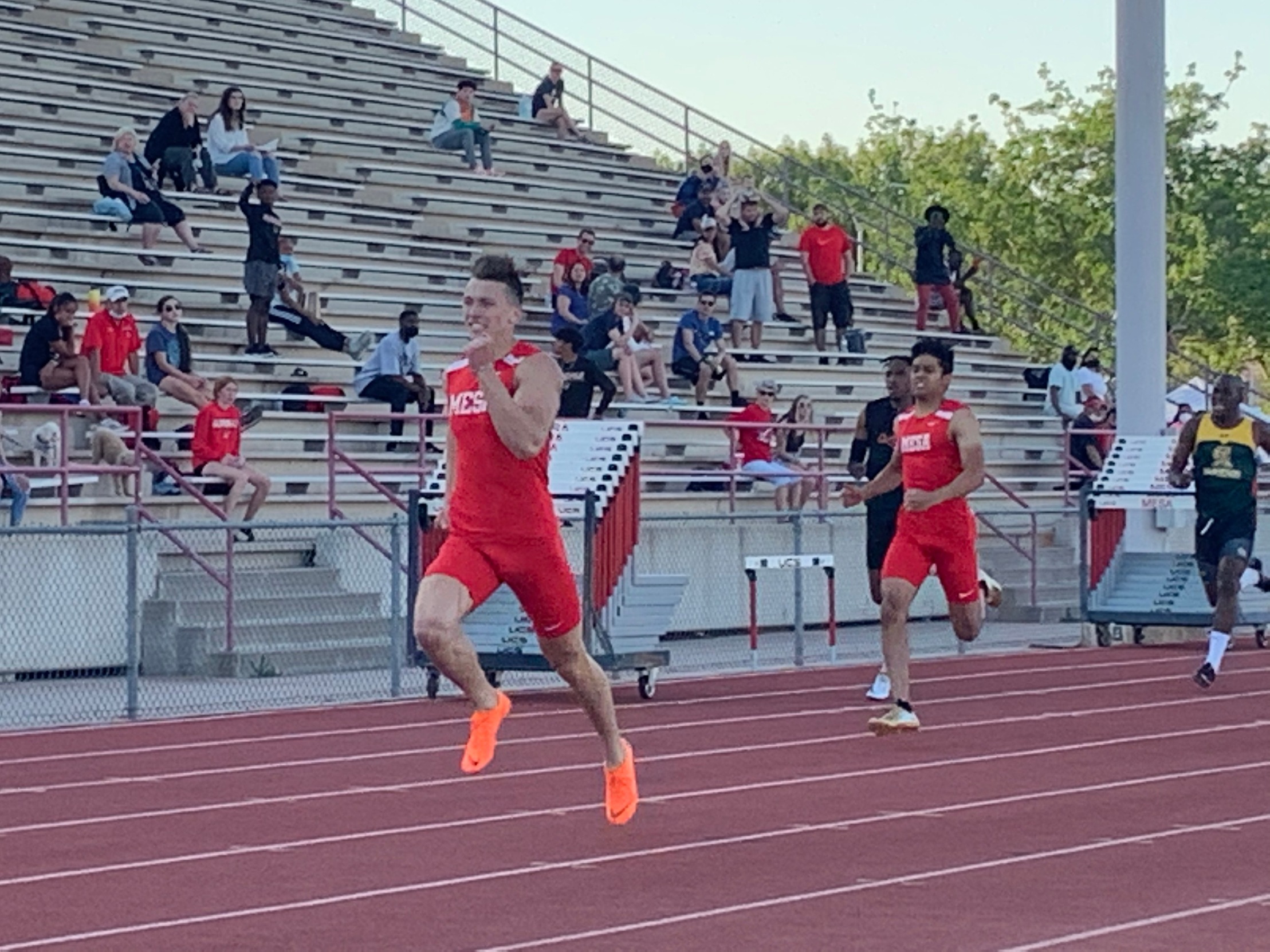 Mesa competes at ACCAC Meet