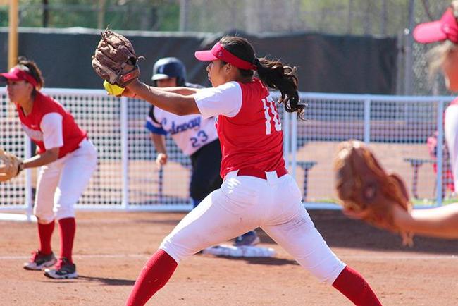 T-Birds Score 13 in Game 1 Win, Fall in Game 2 at Gateway