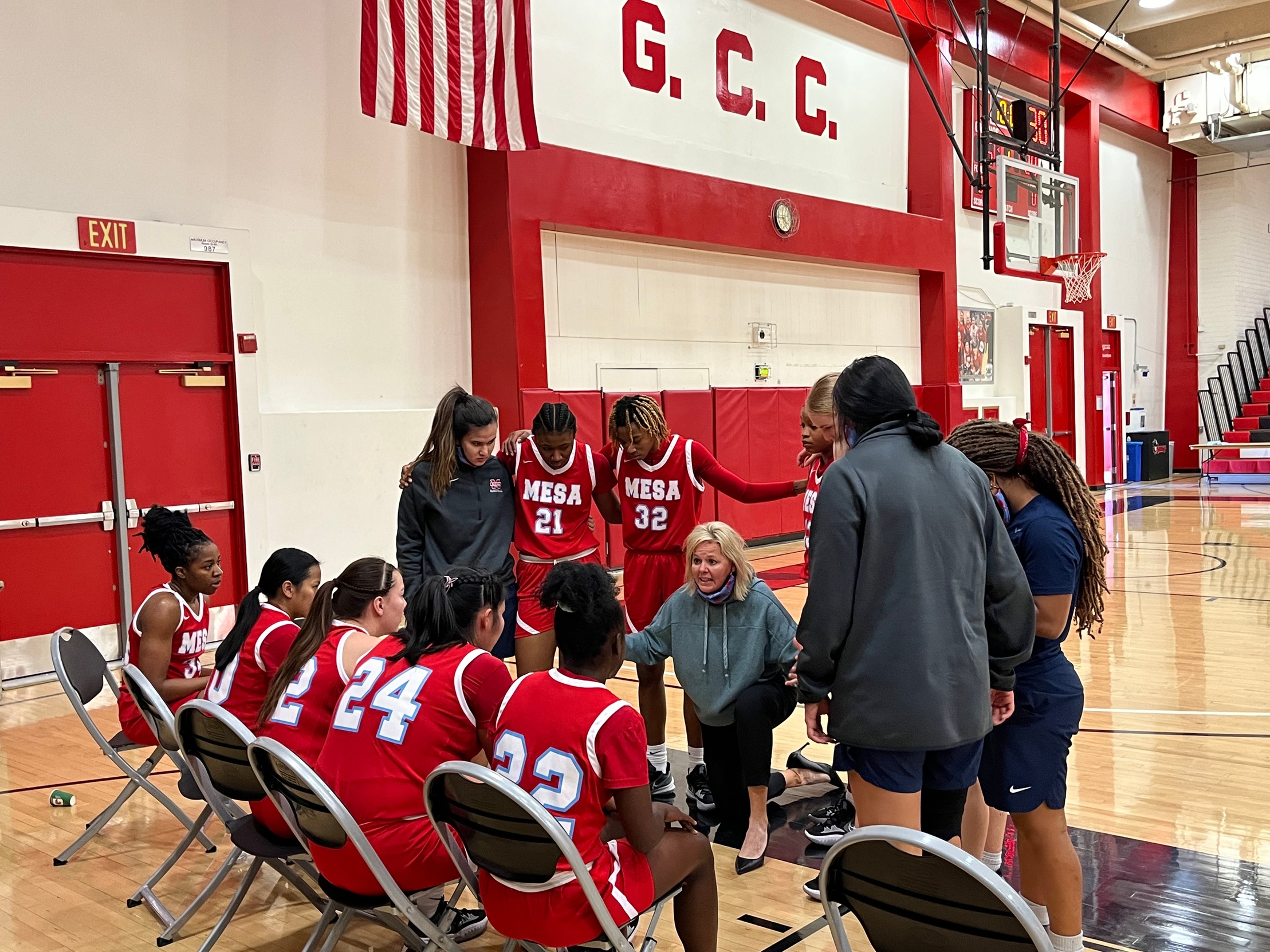 (RV) Thunderbirds Sink Gauchos With Strong Second Half