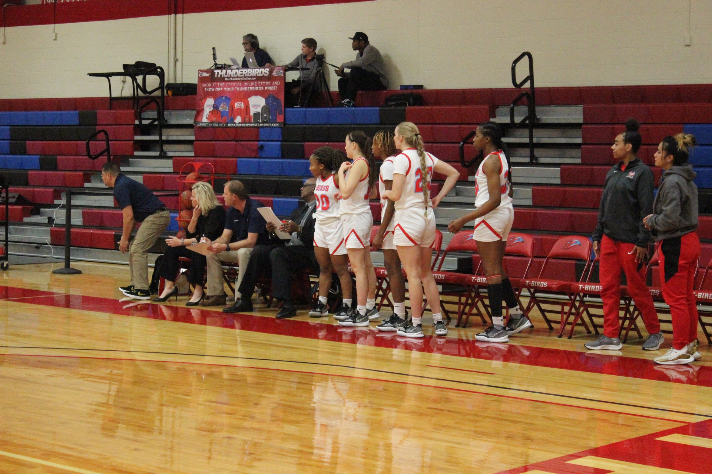 (RV) Lady Thunderbirds Hit The Road to Face Cochise