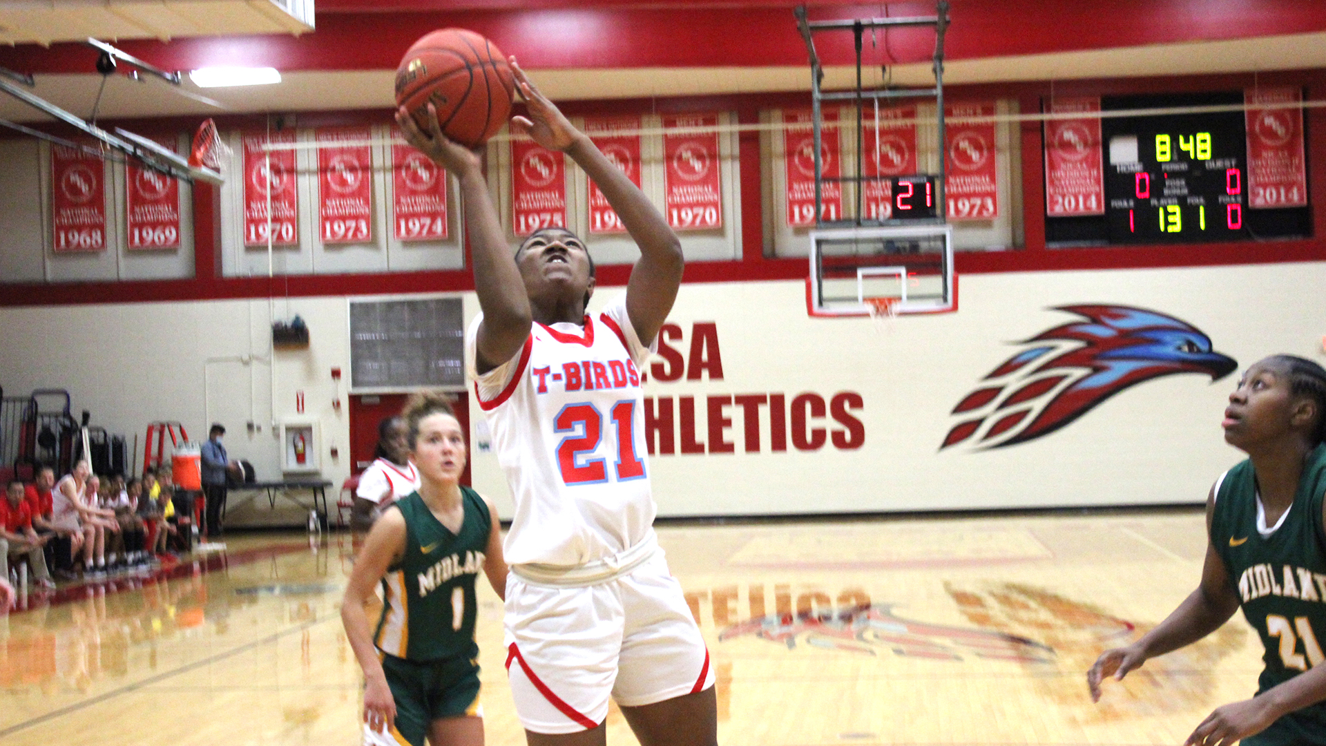 Basketball teams host Scottsdale Saturday