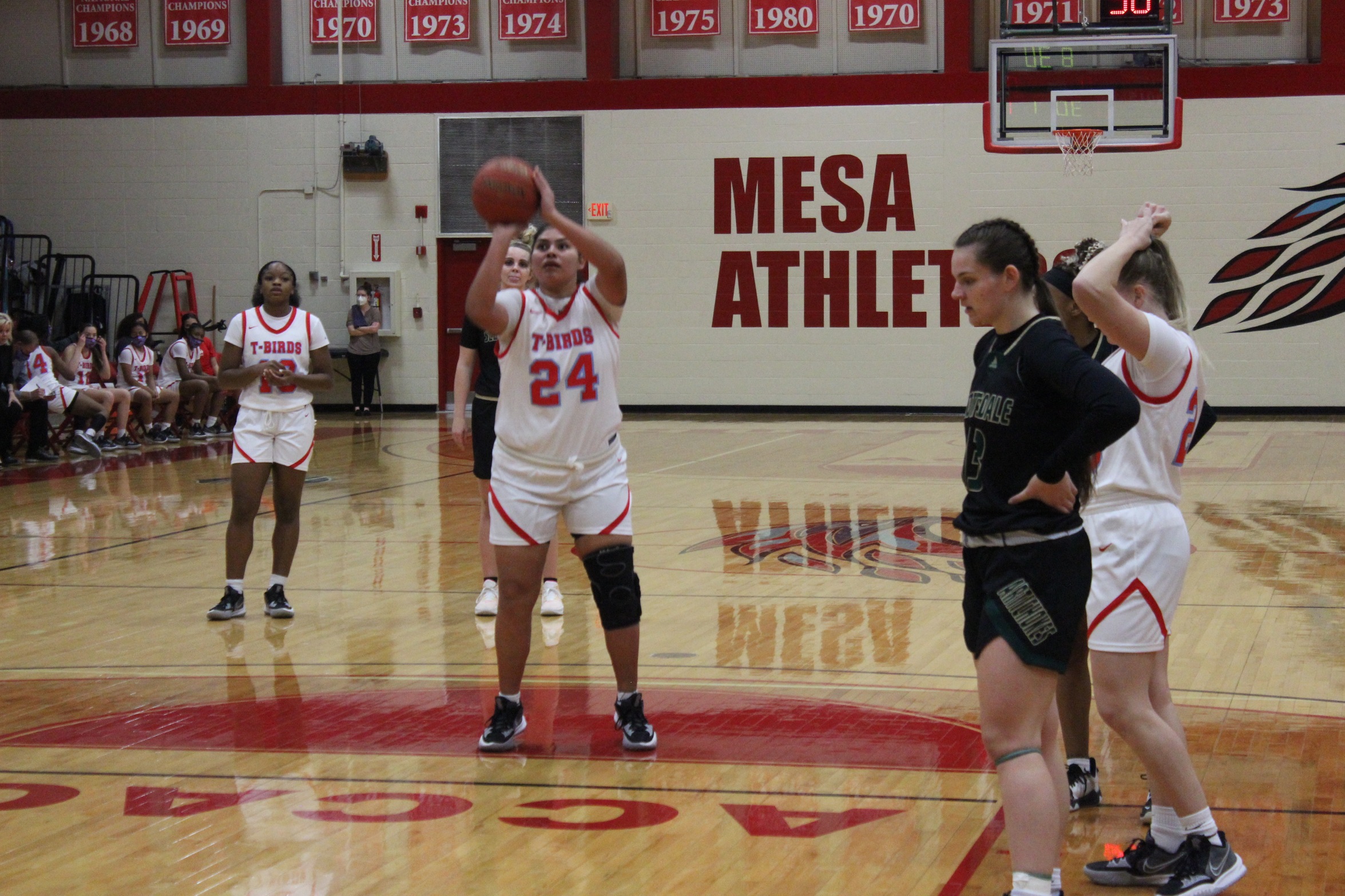 (RV) Thunderbirds Host South Mountain Wednesday