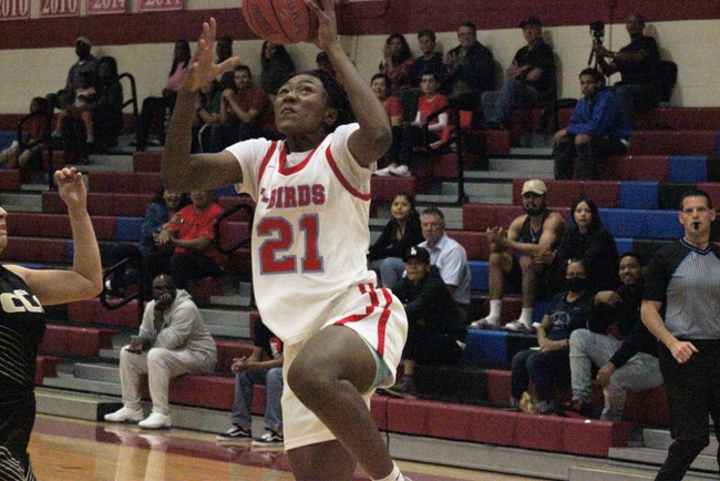Women's Basketball Opens Season with Win Over CCC, 96-52