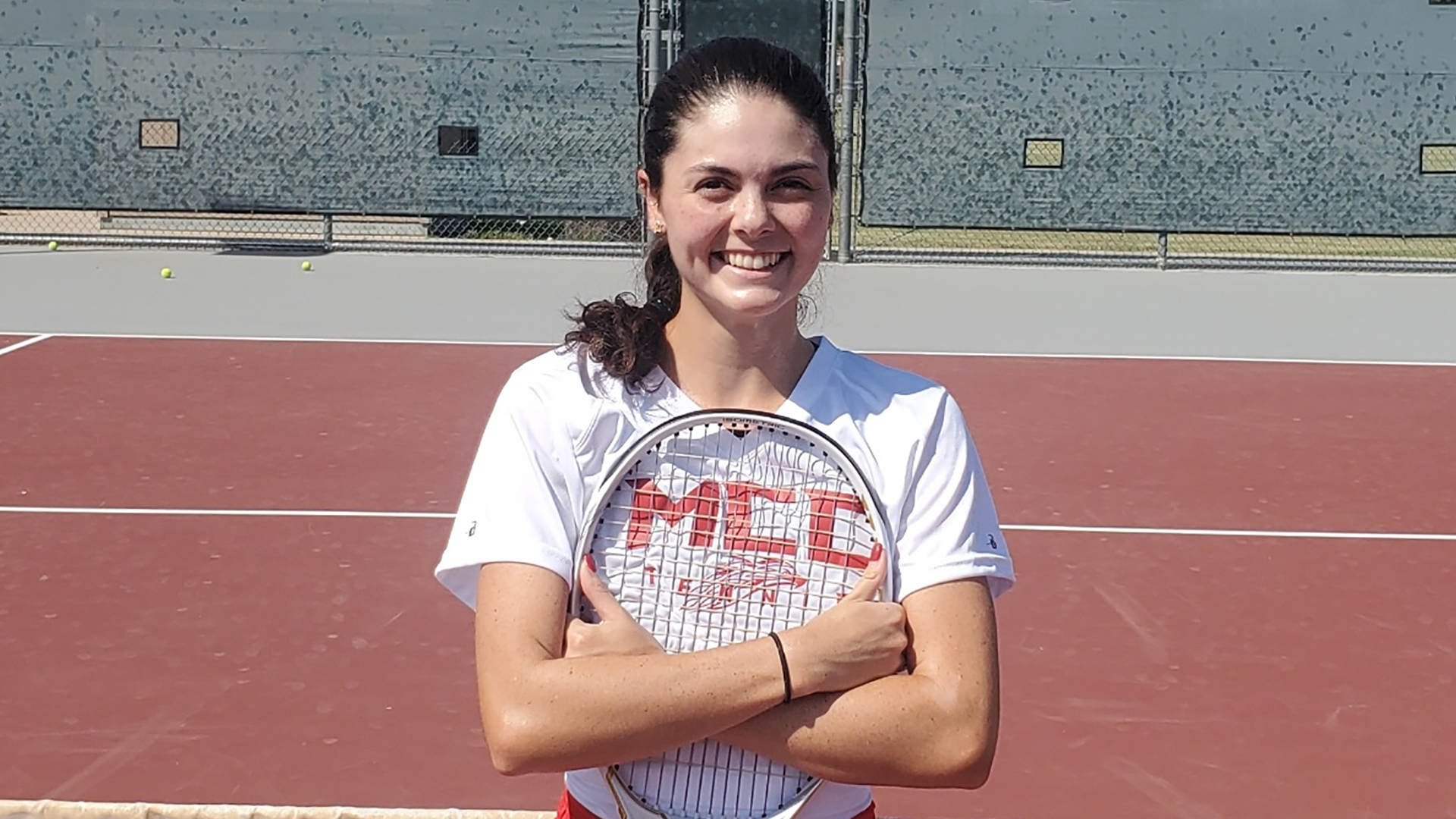 Women's tennis downs four-year College of Idaho, 5-4