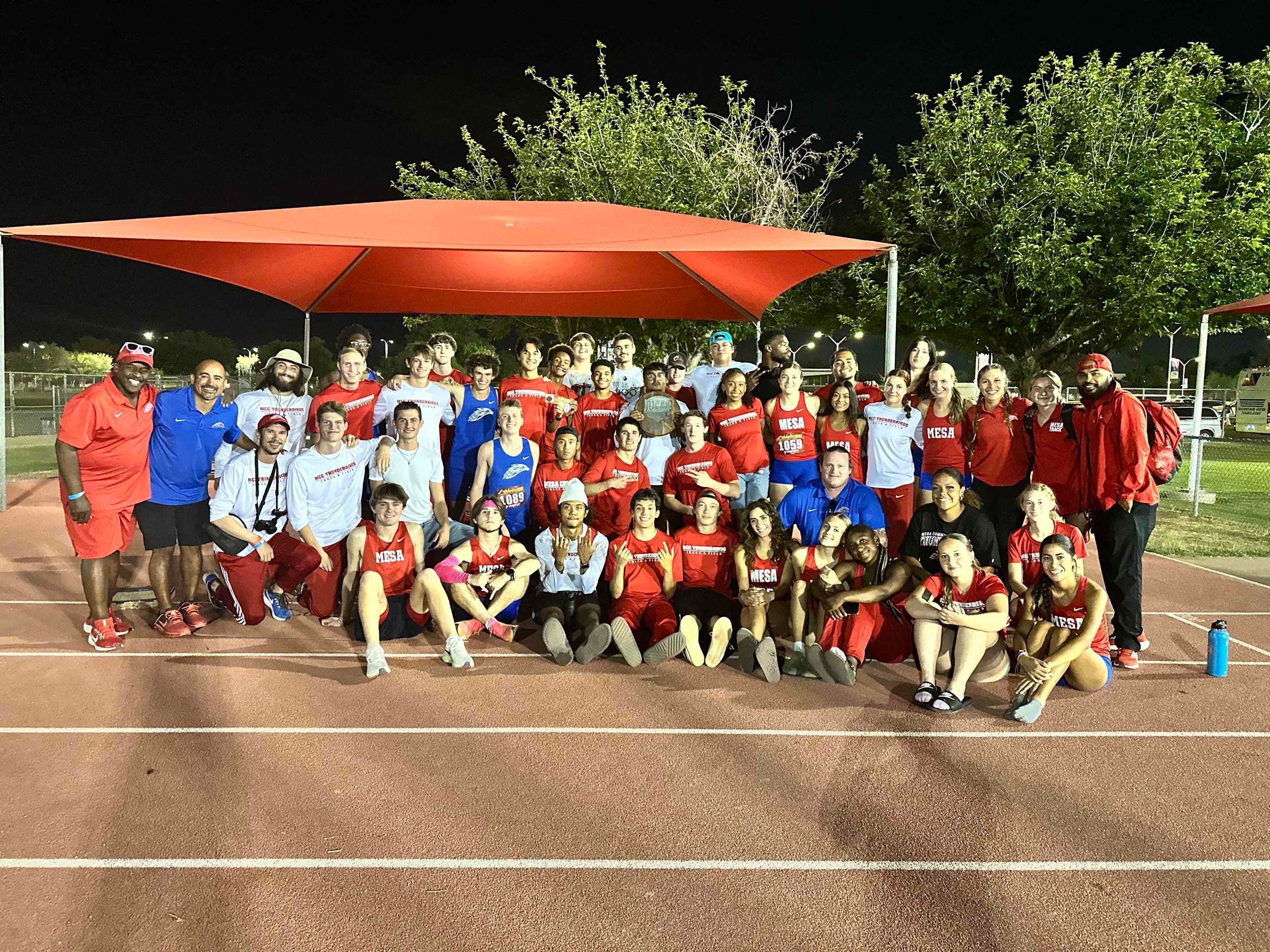 Men's Track & Field take Runner-Up honors at Regionals, Lady T-Birds take third